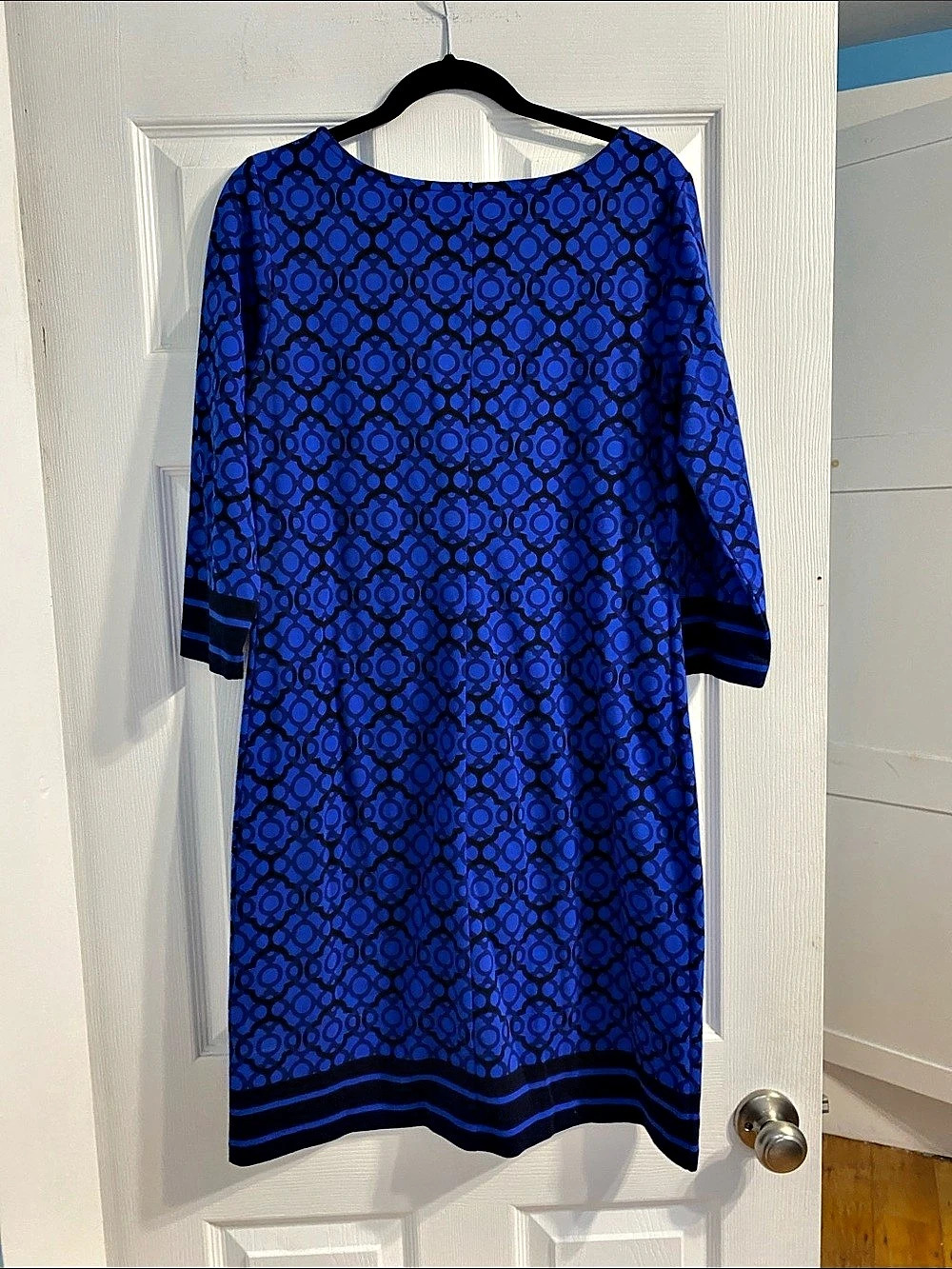 Talbots Geometric Midi Dress in Blue & Black Size Small great condition!